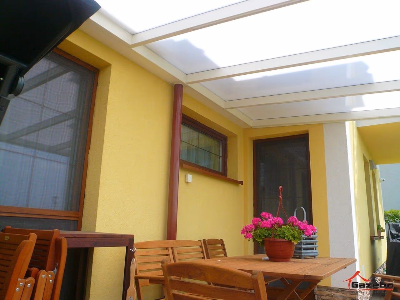 Economic Class pergola rejtett vízelvezetésének részlete